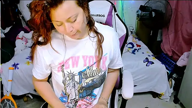 Snapshot of SofiaOlivares chatting on 30, 11, 2025 SofiaOlivares online show from 30, 11, 2025