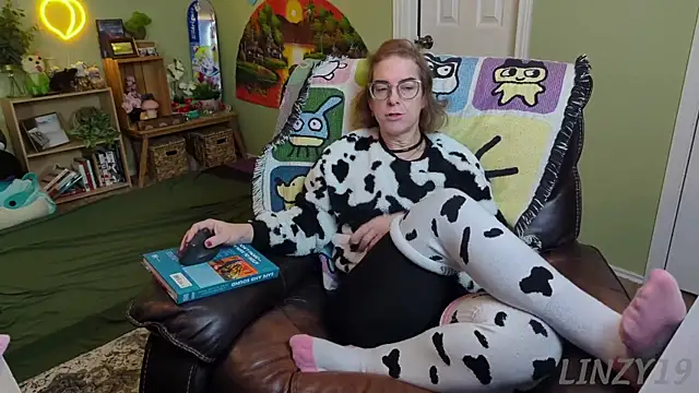 Linzy 19 online show from 14, 2, 2025