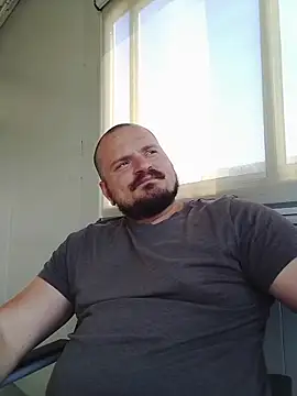 Snapshot of bussilesnar chatting on 8, 6, 2026 bussilesnar online show from 8, 6, 2026
