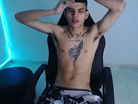 Snapshot of hot_king20 chatting on 15, 12, 2025 hot king20 online show from 15, 12, 2025