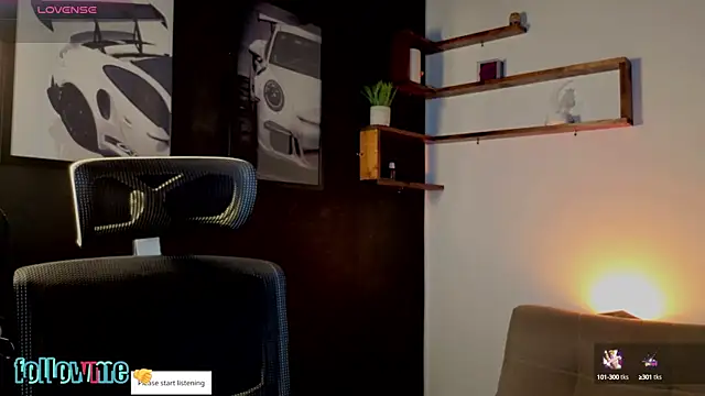 Snapshot of Andrew_Brown chatting on 3, 10, 2025 Andrew Brown online show from 3, 10, 2025