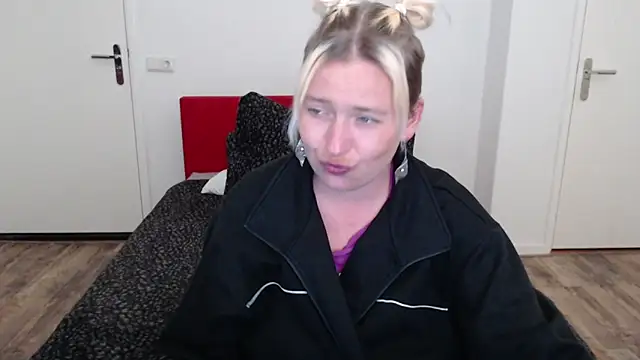 cumfun online show from 10, 3, 2025