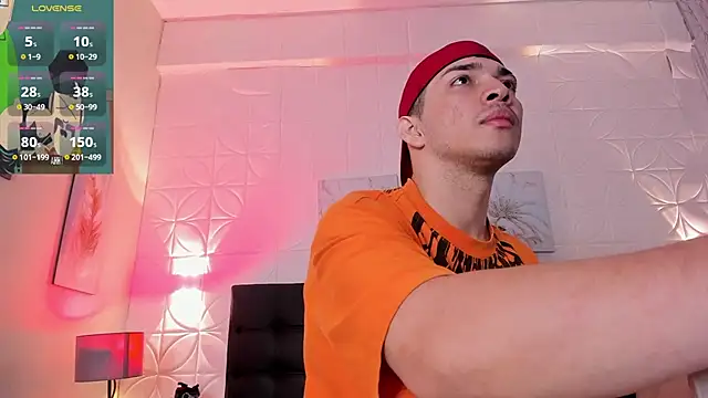 Snapshot of JUANDIAMONDS98 chatting on 27, 10, 2025 JUANDIAMONDS98 online show from 27, 10, 2025