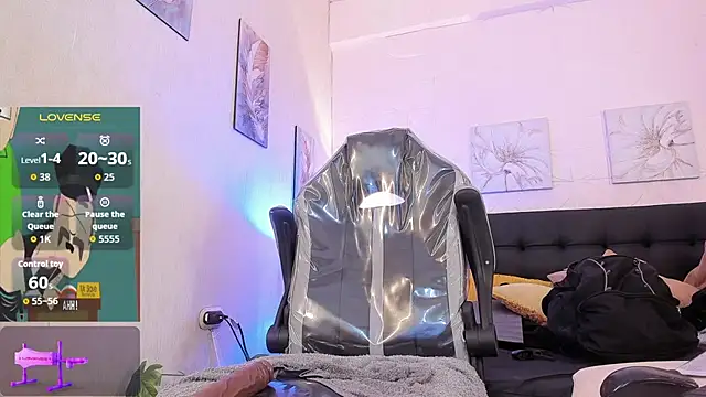 Snapshot of JUANDIAMONDS98 chatting on 14, 12, 2025 JUANDIAMONDS98 online show from 14, 12, 2025