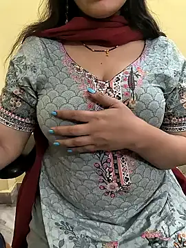 Snapshot of lovely_zara chatting on 19, 12, 2024 lovely zara online show from 19, 12, 2024