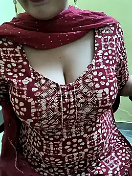 Snapshot of lovely_zara chatting on 25, 12, 2024 lovely zara online show from 25, 12, 2024