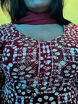 Snapshot of lovely_zara chatting on 12, 2, 2025 lovely zara online show from 12, 2, 2025