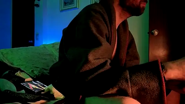 Snapshot of HandsumHungDaddy chatting on 14, 3, 2026 HandsumHungDaddy online show from 14, 3, 2026