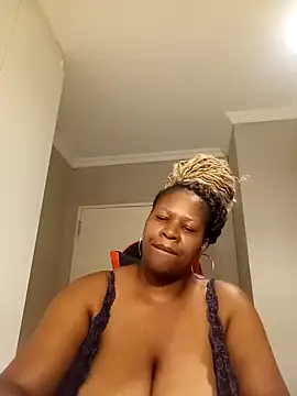 bustylisa1983 online show from 12, 1, 2025