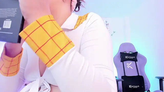 Samanta roberts1 online show from 1, 11, 2025