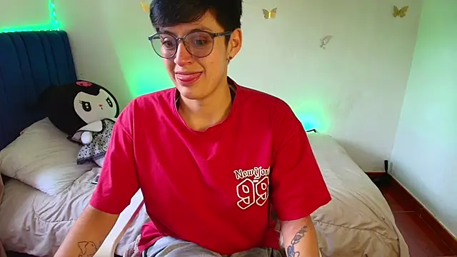 9 Fernanda 9 online show from 7, 4, 2026