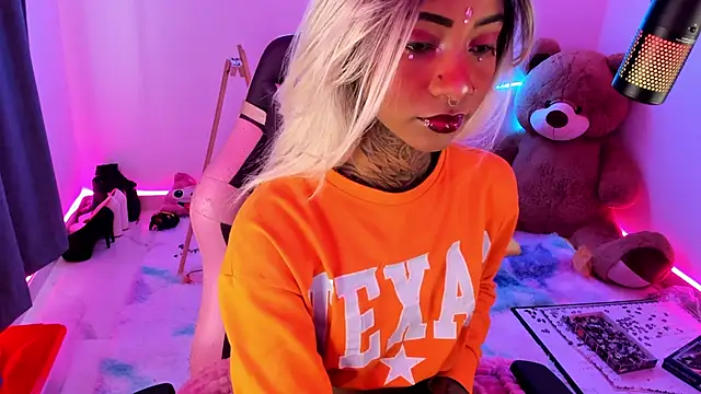 AshantiiSweet online show from 18, 3, 2025