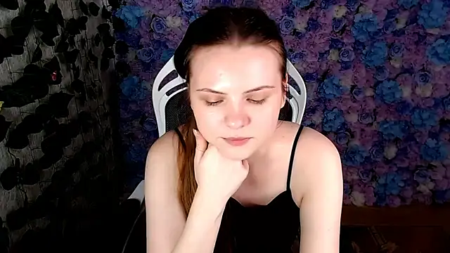 IxxiLiana online show from 23, 10, 2025