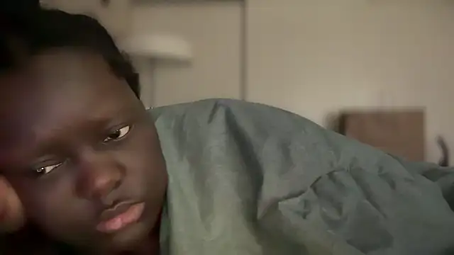 Snapshot of Yagurl__west chatting on 22, 1, 2025 Yagurl west online show from 22, 1, 2025