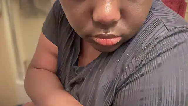 Yagurl  west online show from 28, 1, 2025