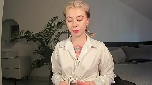 Snapshot of SimonaGerry chatting on 23, 3, 2025 SimonaGerry online show from 23, 3, 2025