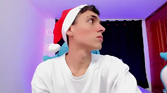 Snapshot of jake_and_joaquin chatting on 23, 12, 2024 jake and joaquin online show from 23, 12, 2024