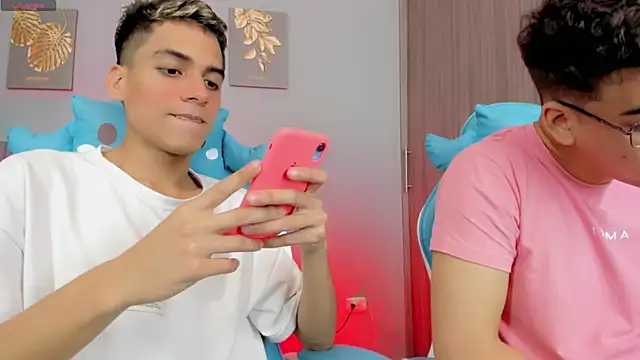 Snapshot of jake_and_joaquin chatting on 25, 2, 2025 jake and joaquin online show from 25, 2, 2025