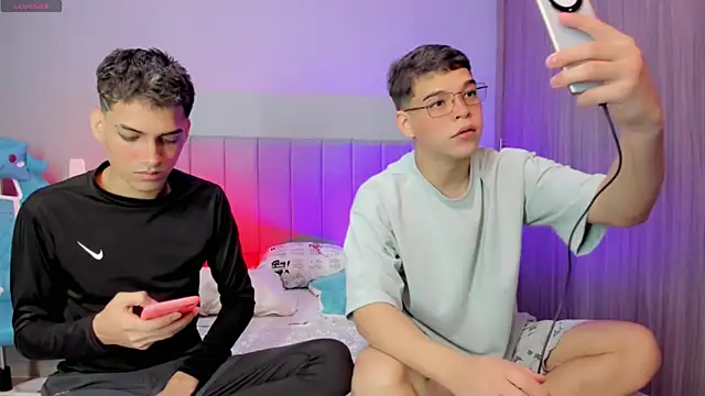 Snapshot of jake_and_joaquin chatting on 16, 3, 2025 jake and joaquin online show from 16, 3, 2025