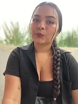 aneesa darzi online show from 7, 3, 2025