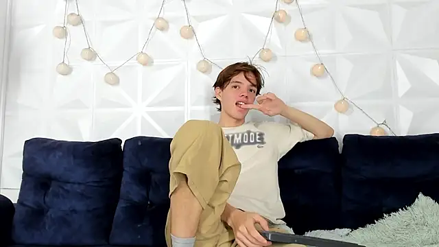 daniel hot03 online show from 25, 2, 2025