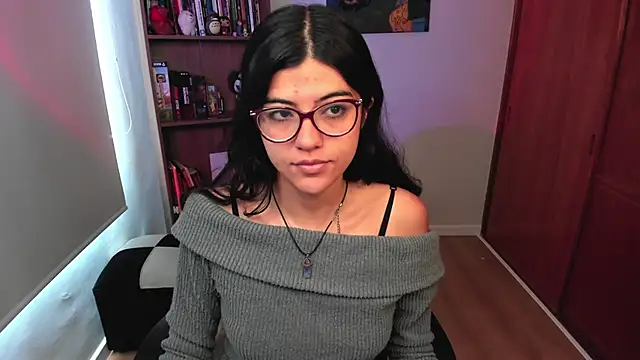 Snapshot of valerie__skyy chatting on 2, 7, 2026 valerie skyy online show from 2, 7, 2026