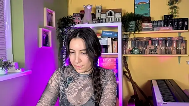 LelianaHazel online show from 13, 1, 2026