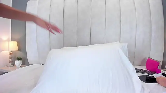 Ashleyy23x online show from 26, 1, 2025