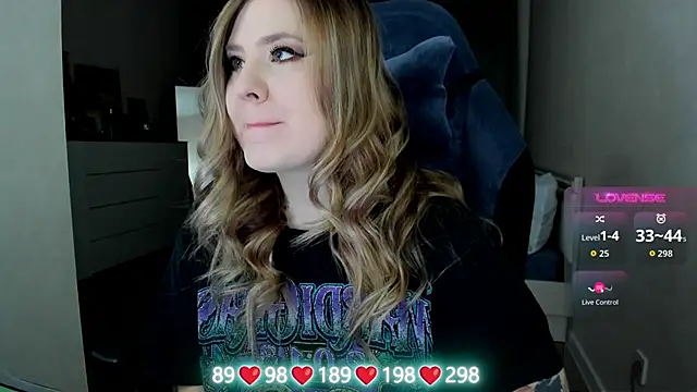 Olivia Munk online show from 6, 2, 2026