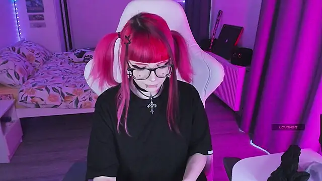 Snapshot of Yumi_Youkai chatting on 22, 12, 2025 Yumi Youkai online show from 22, 12, 2025