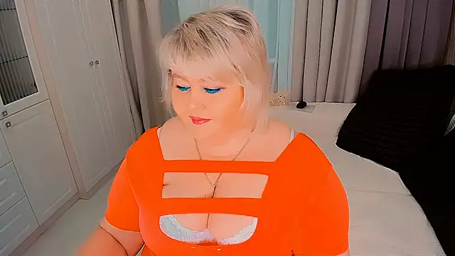 Snapshot of BIGTITSBBW chatting on 19, 1, 2025 BIGTITSBBW online show from 19, 1, 2025