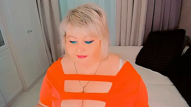 Snapshot of BIGTITSBBW chatting on 19, 1, 2025 BIGTITSBBW online show from 19, 1, 2025