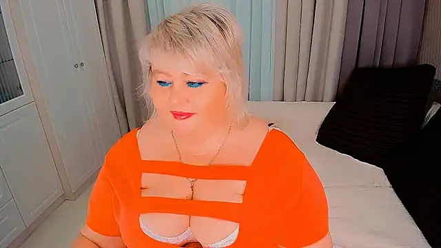 Snapshot of BIGTITSBBW chatting on 19, 1, 2025 BIGTITSBBW online show from 19, 1, 2025