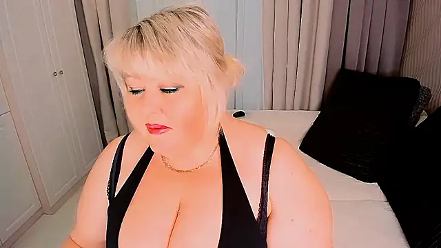 Snapshot of BIGTITSBBW chatting on 29, 1, 2025 BIGTITSBBW online show from 29, 1, 2025