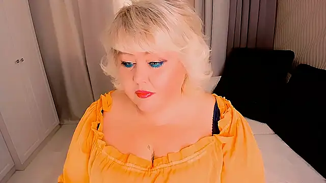 Snapshot of BIGTITSBBW chatting on 12, 9, 2025 BIGTITSBBW online show from 12, 9, 2025