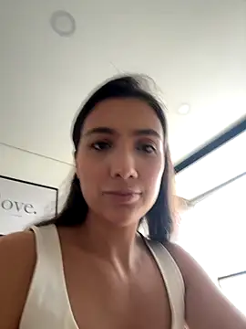 Snapshot of AnnaCastillo_ chatting on 4, 12, 2025 AnnaCastillo online show from 4, 12, 2025