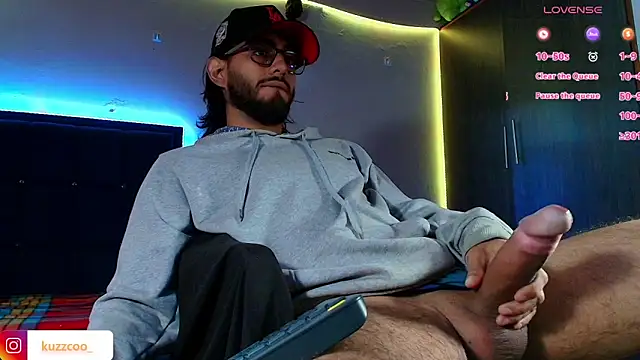 kuzzcoo online show from 25, 2, 2026