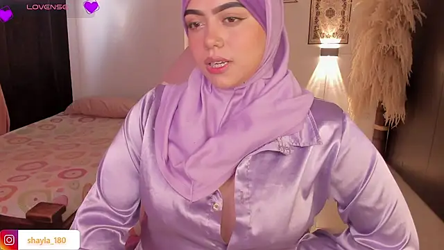 shayla 18 online show from 23, 10, 2025