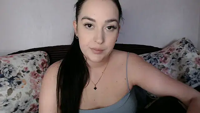 Snapshot of vitalina_freedom chatting on 13, 11, 2025 vitalina freedom online show from 13, 11, 2025