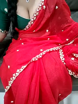 Snapshot of Mounika25 chatting on 2, 5, 2026 Mounika25 online show from 2, 5, 2026