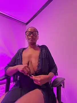 Neelo-Smith online show from 4, 6, 2026