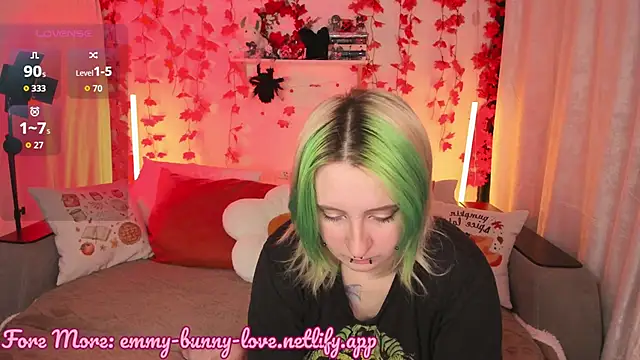 EmmyBunny online show from 28, 9, 2025