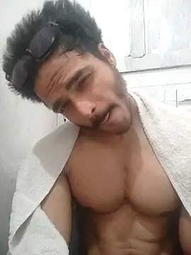 Snapshot of rounakhunk chatting on 10, 5, 2026 rounakhunk online show from 10, 5, 2026