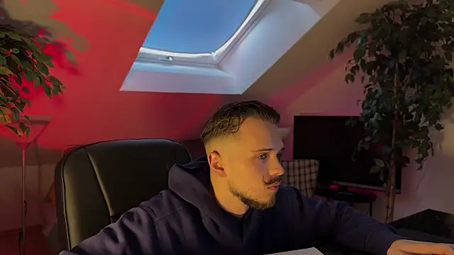 naked psy online show from 22, 2, 2026