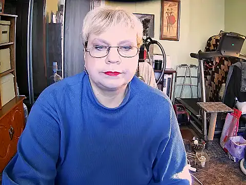 LOLA8888 online show from 31, 10, 2025