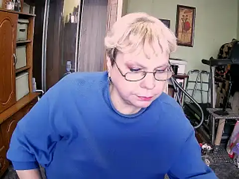 LOLA8888 online show from 17, 11, 2025