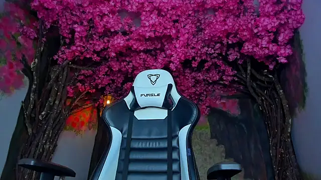 Snapshot of alexgiraldo_ chatting on 13, 2, 2025 alexgiraldo online show from 13, 2, 2025