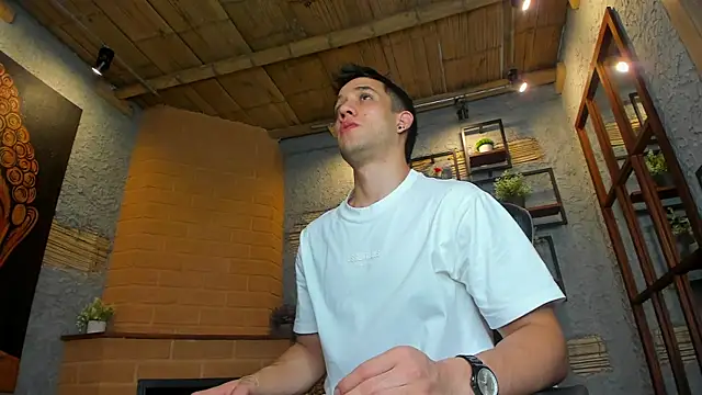 Snapshot of alexgiraldo_ chatting on 17, 2, 2025 alexgiraldo online show from 17, 2, 2025