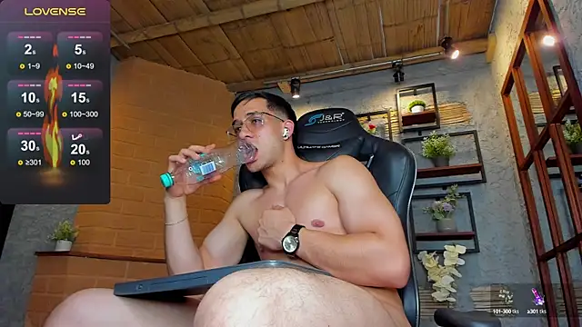 Snapshot of alexgiraldo_ chatting on 20, 2, 2025 alexgiraldo online show from 20, 2, 2025