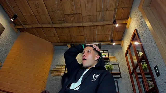 Snapshot of alexgiraldo_ chatting on 21, 2, 2025 alexgiraldo online show from 21, 2, 2025